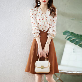 2022年春季新款时尚复古波点拼接设计长袖显瘦舒适连衣裙 HT-OLN6036