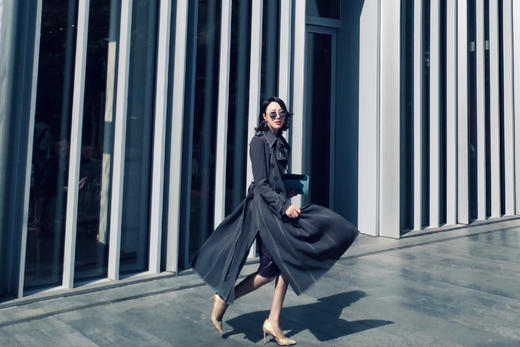 “曼哈顿LADY”风衣 不费力的气场和优雅 机场出差伴侣J8392955  颈袖添香 商品图9