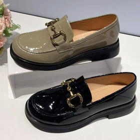 康莉女鞋2022年春款低跟休闲亮皮乐福女单鞋KYQ21112