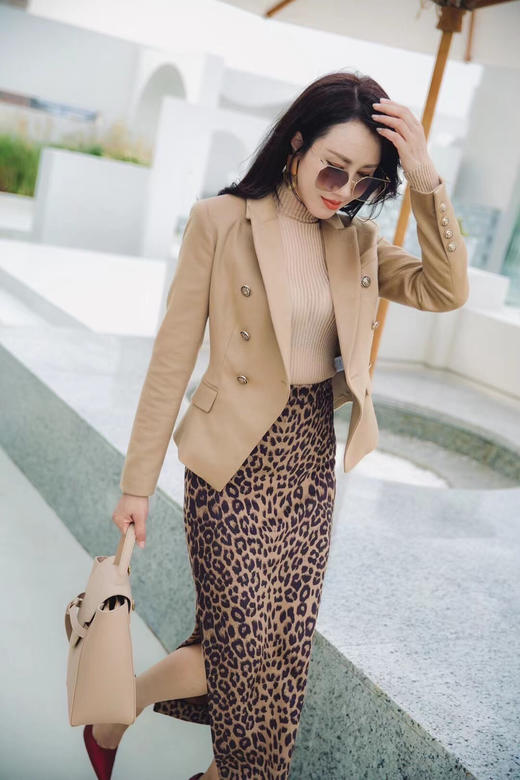 “野性”豹纹半裙 四季可穿 野性魅力 高级冷艳J20454794颈袖添香 商品图10