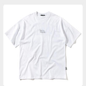 太平鸟男装 白色字母印花时尚新款短袖T恤B2DAB2554