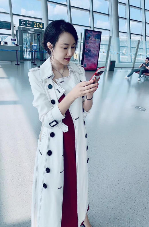 “曼哈顿LADY”风衣 不费力的气场和优雅 机场出差伴侣J8392955  颈袖添香 商品图8