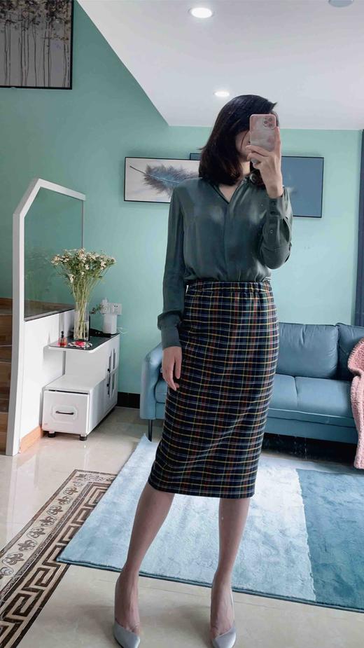 颈袖添香-套裙-J20304610 “伦敦贵族”格纹套裙 复古
电影感 女主角范儿 商品图10