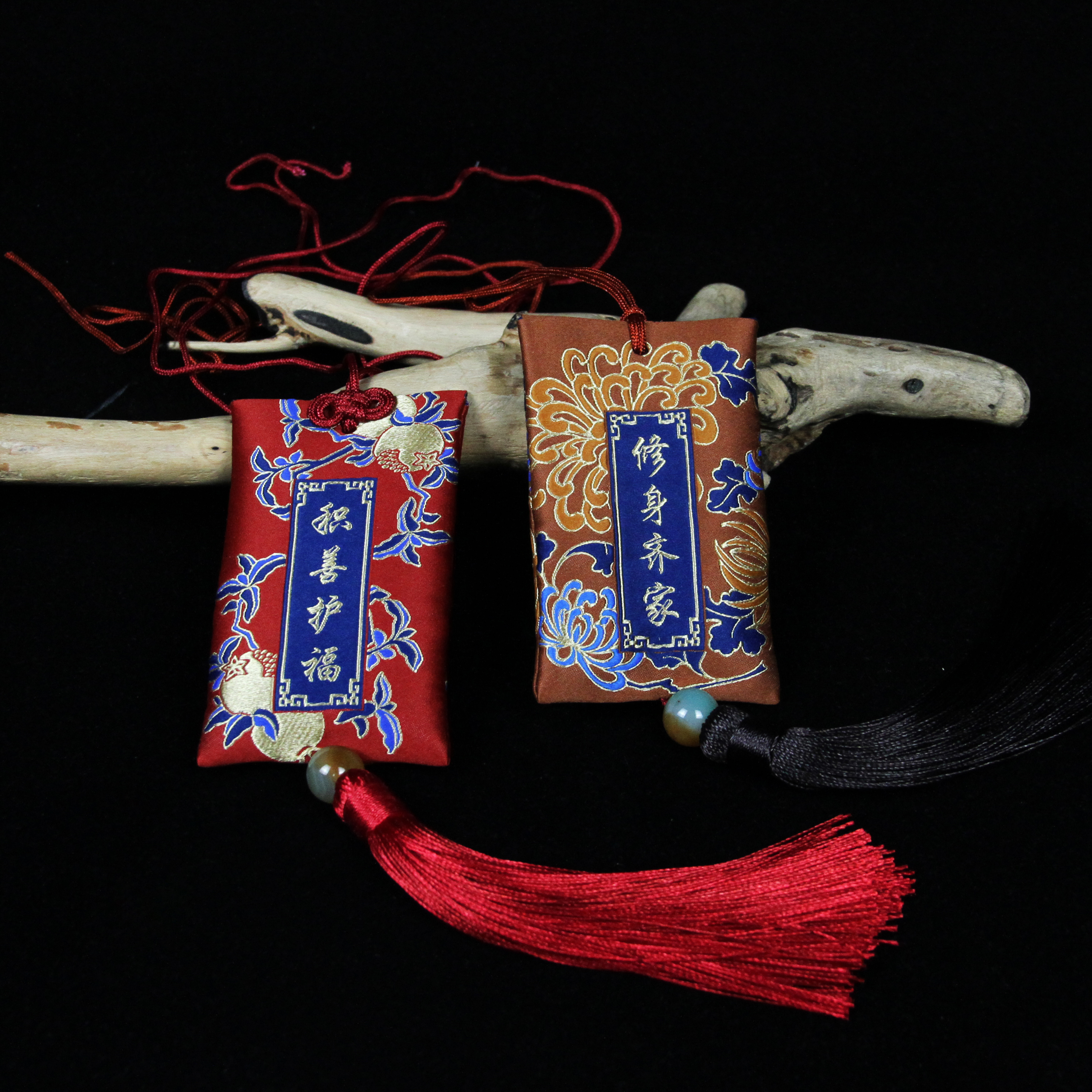 金丝楠福气香袋