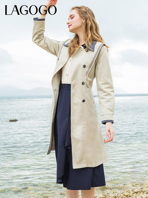 Lagogo拉谷谷2022春季新款翻领中长款双排扣灰驼色风衣女修身外套 LAFF232C43 商品图1