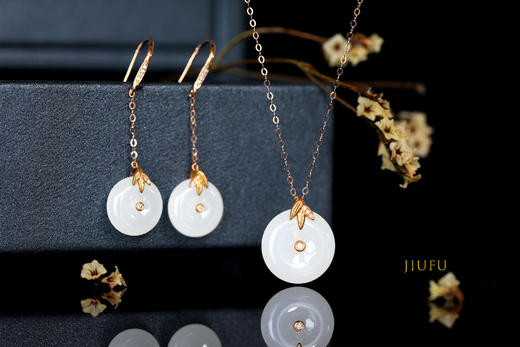 18K玫瑰金和田玉（白玉）镶钻项链--竹报平安/平安扣15mm/链长40+2cm 商品图2