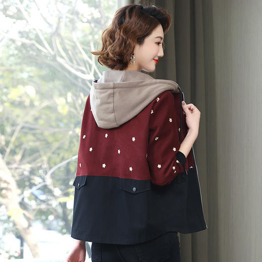 HRFS-WL12189新款时尚气质宽松连帽长袖花朵刺绣外套 商品图3