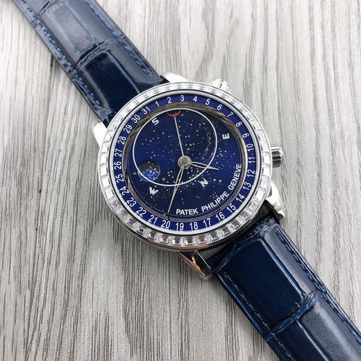 PP百达翡丽‮空星版级升‬6102天月款‮内日‬瓦苍‮列系穹‬你可想象‮空星把‬佩戴在腕上吗？ 商品图3