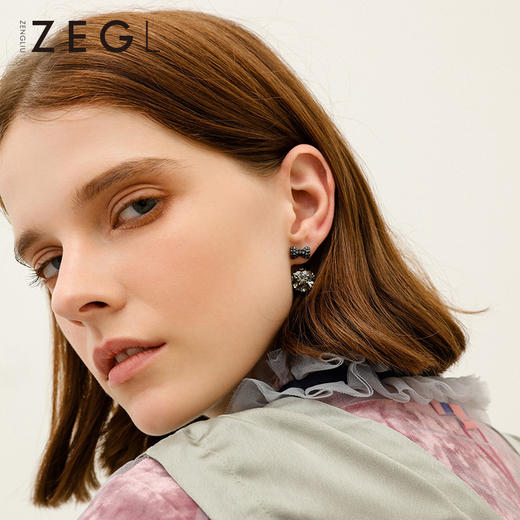 蝴蝶结耳钉女气质韩国简约小巧网红耳坠2021新款潮女耳环银针耳饰 商品图1