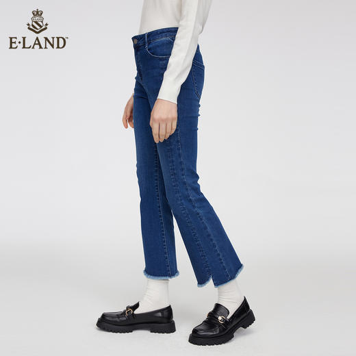 ELAND衣恋2022年春季复古港风裤脚毛边显瘦喇叭纯色牛仔裤女EETJC12H2M 商品图0