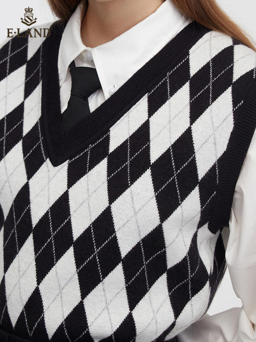 ELAND衣恋2022年春季新款简约ins风菱纹格子无袖针织马甲背心女EEVKC12H1C 商品图3