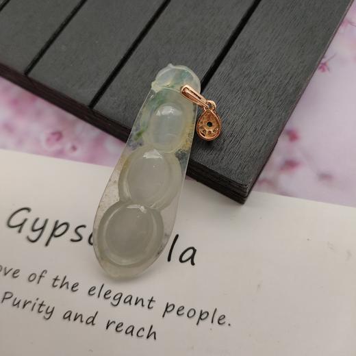 S925银镶翡翠福豆吊坠 商品图3