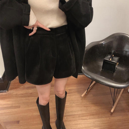 金蘑菇菇【一脚蹬骑士靴】私藏冬日战靴来了！靴子界显腿直利器 商品图1