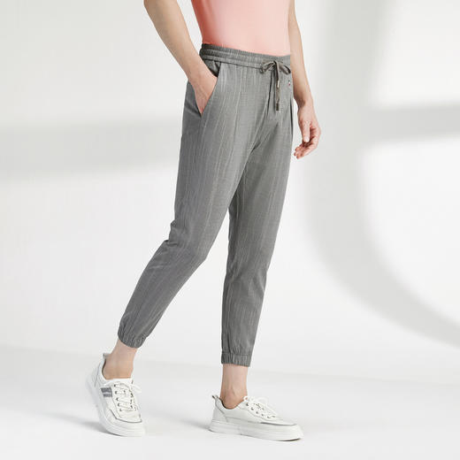 【特价】柒牌休闲裤男时尚青年百搭春夏新款中灰色松紧腰束脚裤便装九分裤	122H71690 商品图1