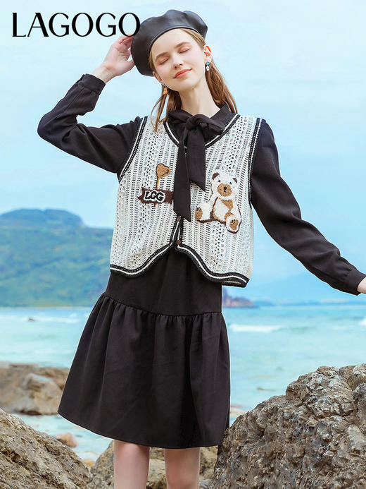Lagogo拉谷谷2022春季新款学院风马甲黑色高腰V领连衣裙两件套女LALL832A61 商品图1