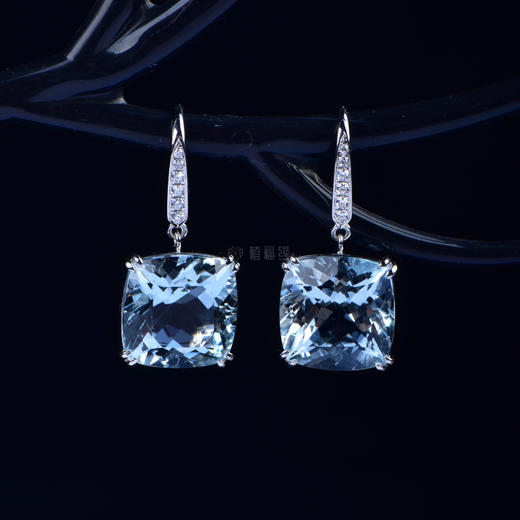 【海天一色】海蓝宝镶钻耳钩-CB12201088 商品图2