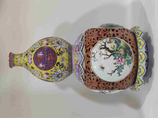 张洁:珐琅彩开窗四季花鸟镂空转心葫芦瓶 商品图0