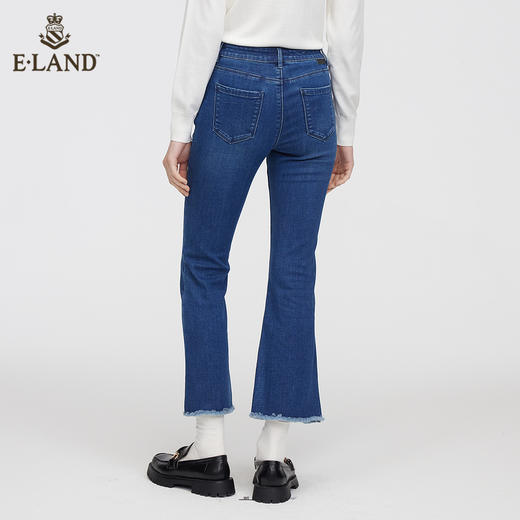 ELAND衣恋2022年春季复古港风裤脚毛边显瘦喇叭纯色牛仔裤女EETJC12H2M 商品图1