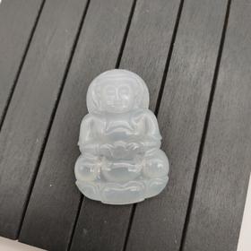 翡翠观音吊坠