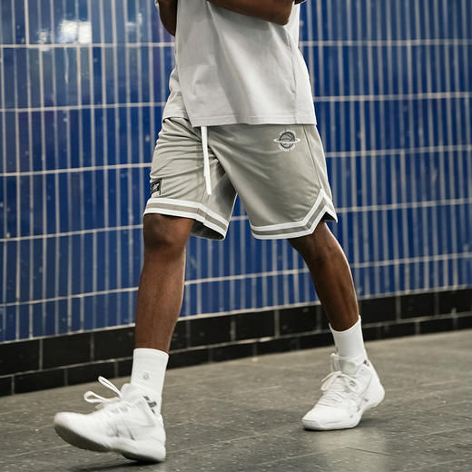 无界UZIS篮球短裤男夏季运动健身速干网眼美式复古训练球裤[星球] 商品图3