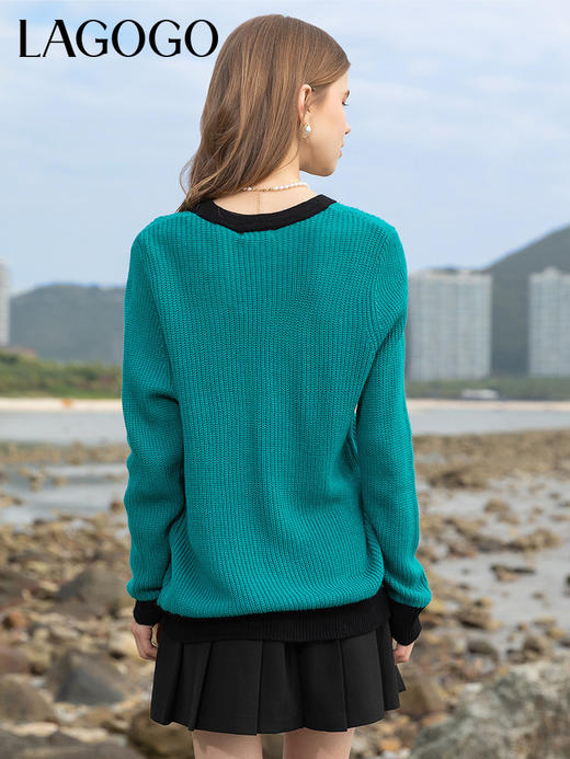 Lagogo拉谷谷2022春季新款撞色V领复古气质通勤翻领开衫针织衫女LAMM832C33 商品图3