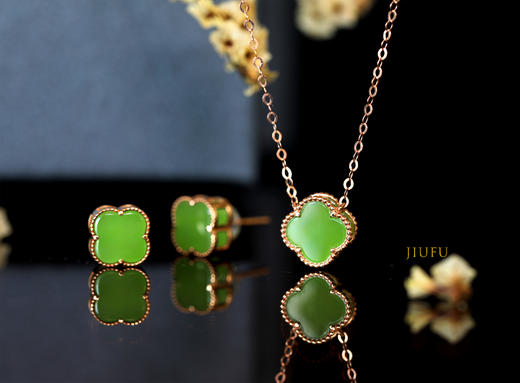 18K玫瑰金和田玉（碧玉）项链--幸运四叶草 /四叶草8*8mm/链长40+2cm/苹果绿 商品图2