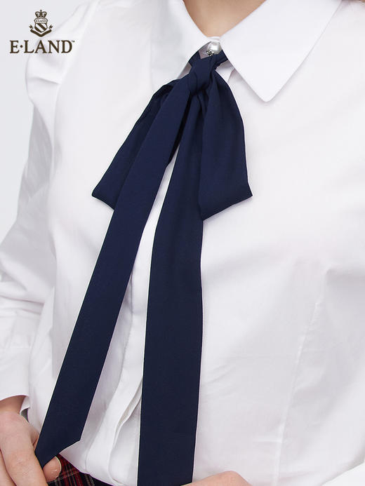 ELAND衣恋2022年春季新款法式小众设计感蝴蝶结领结白色衬衫女EEYWC11H1C 商品图2