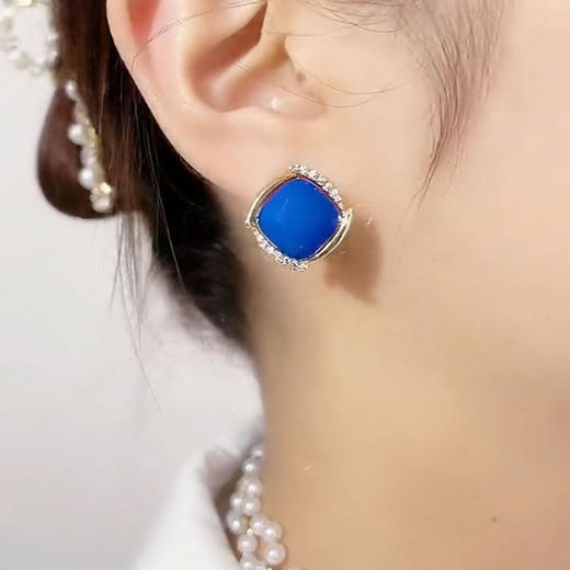JU-FG0301新款菱形红色珍珠耳环港风方形温柔气质耳扣耳坠女欧美耳饰 商品图5