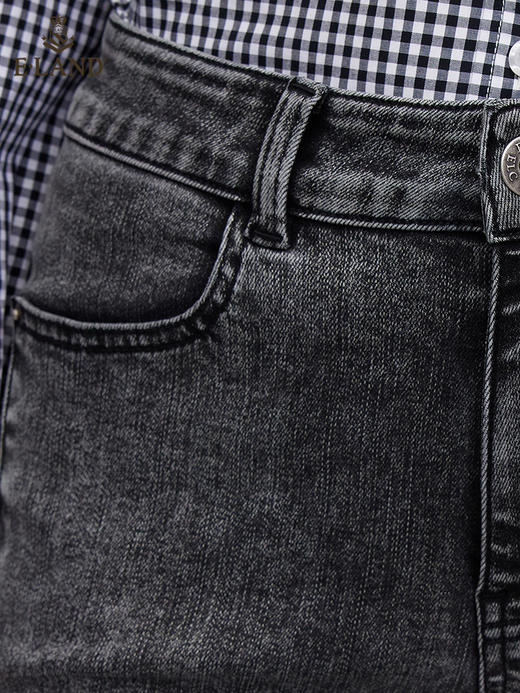 ELAND衣恋2022年春季新款简约修身裤脚设计感开衩纯色牛仔长裤女EETJC12H1M 商品图3