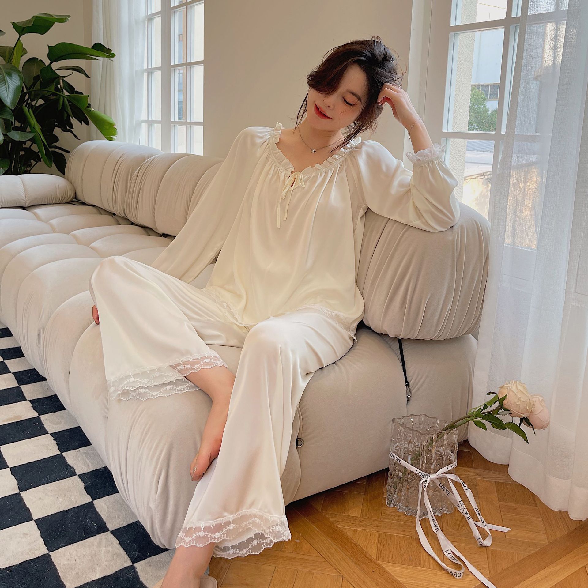 法式轻柔丝滑ins风格冰丝睡衣两件套柔软亲肤触感顺滑颜色清新