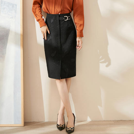 剩S 米思阳2024秋季新款时尚设计感修身显瘦包臀裙提花黑色半身裙0003 商品图0