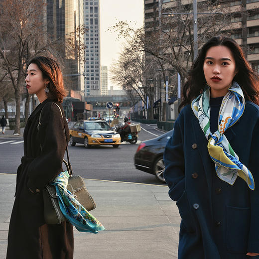 人物X纽约时尚设计师Jessie Zhao 联名款丝巾 商品图3