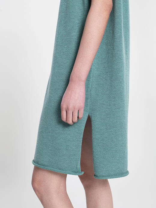 2022新款羊毛羊绒混纺12针双股插肩连衣裙 商品图3