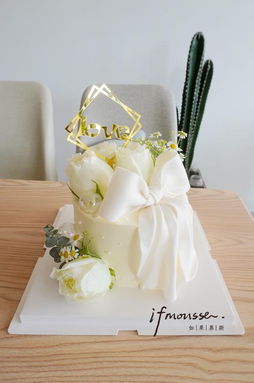 「女神节特别款」鲜花蝴蝶结 商品图0