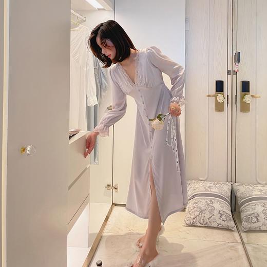 【复古蕾丝】冰丝长款睡裙  蕾丝性感宫廷 洋气舒适 商品图0