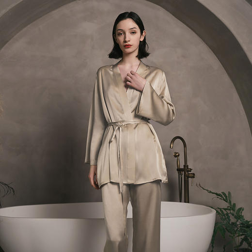 Solo seta22姆米真丝睡衣套装女轻奢桑蚕丝绸家居服可外穿秋冬 商品图2