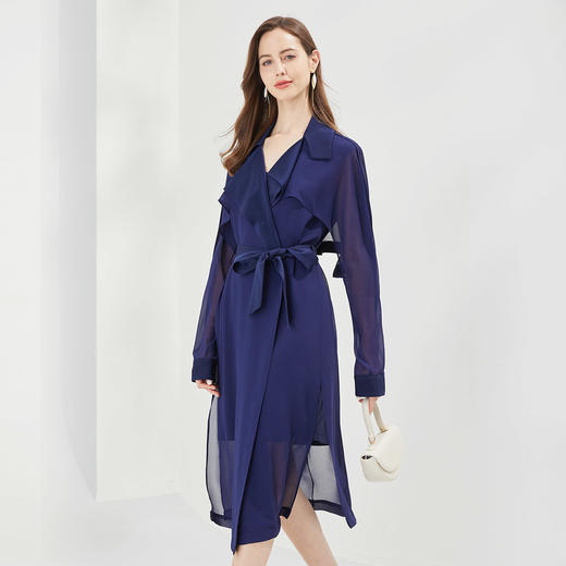 RE8B5斯尔丽瑟俪上新两穿纯色系高开叉飘逸风衣式连衣裙 商品图3