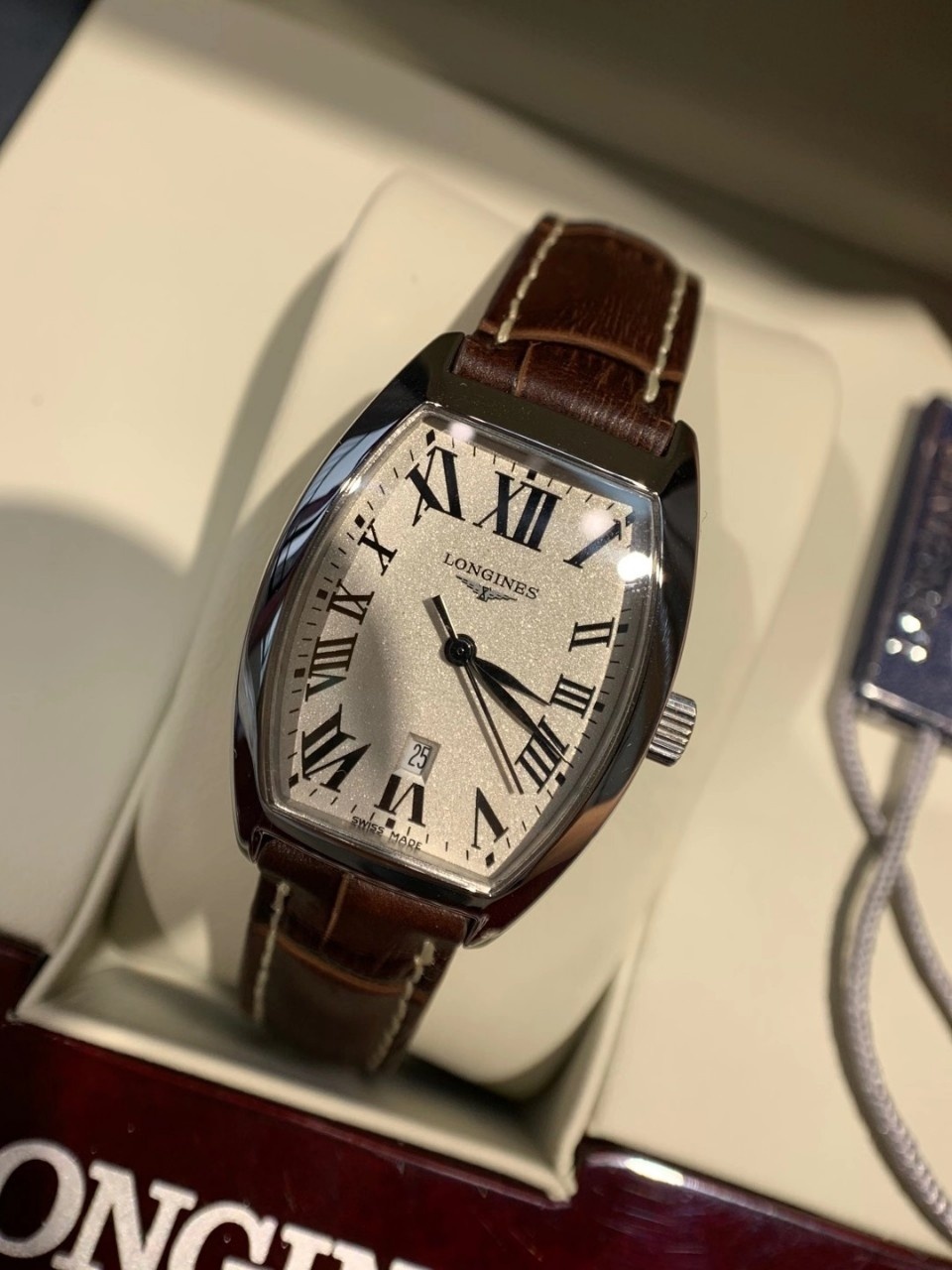 浪琴longines 典藏系列l2 155 4 71 5经典的酒桶形精钢表壳 表壳 腕表