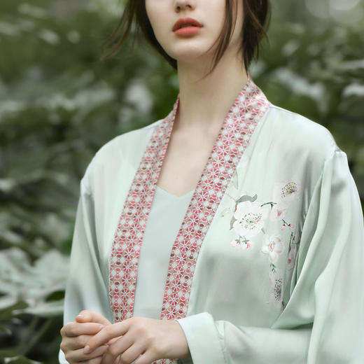 Solo seta真丝睡袍女士22姆米重磅桑蚕丝晨袍中长款浴袍睡衣秋冬 商品图4