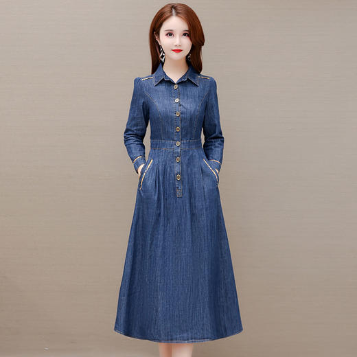 WE-KED91776时尚牛仔连衣裙女中长款2022春装新款修身大码气质高档长袖A字裙 商品图0