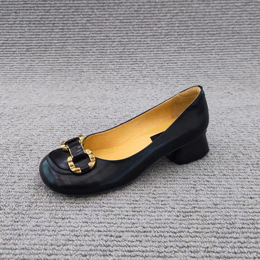 LFGJ 12005  春款真皮圆头浅口低跟豆豆鞋女胎牛皮舒适粗跟单鞋女 商品图3