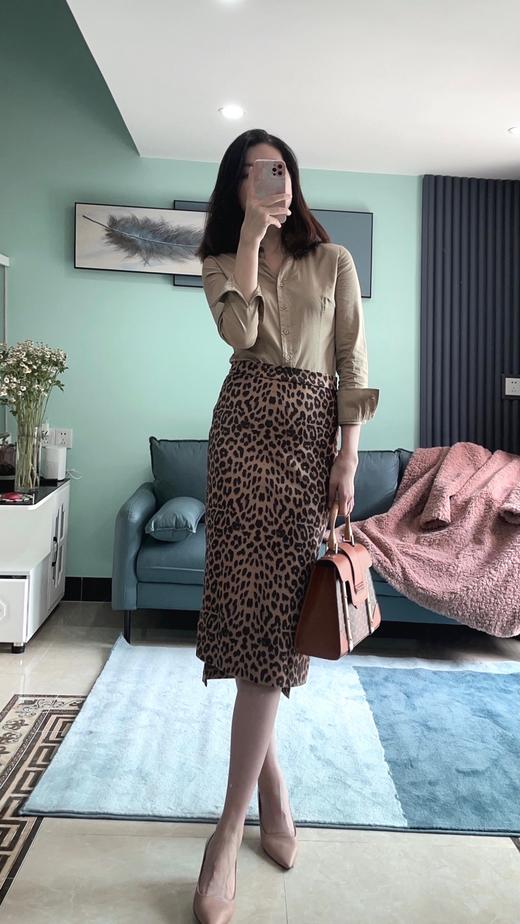 “下班后约会” 浪漫野性 职场约会通用穿搭颈袖添香 商品图8