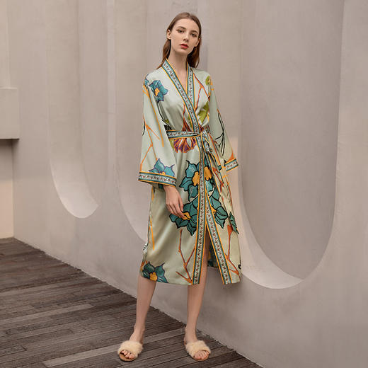 Solo seta真丝睡袍睡衣桑蚕丝家居服女长款粉色印花丝绸秋冬 商品图4