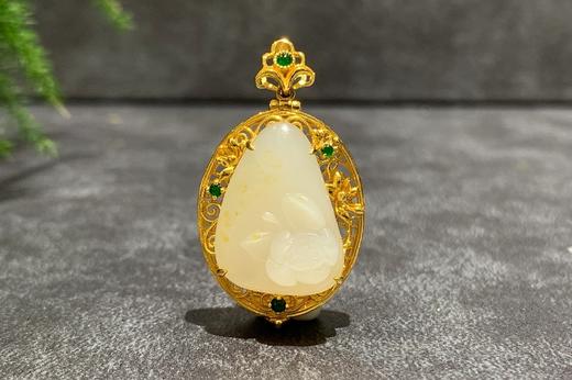 【御珠宫坊】金镶羊脂白玉子料吊坠 商品图2
