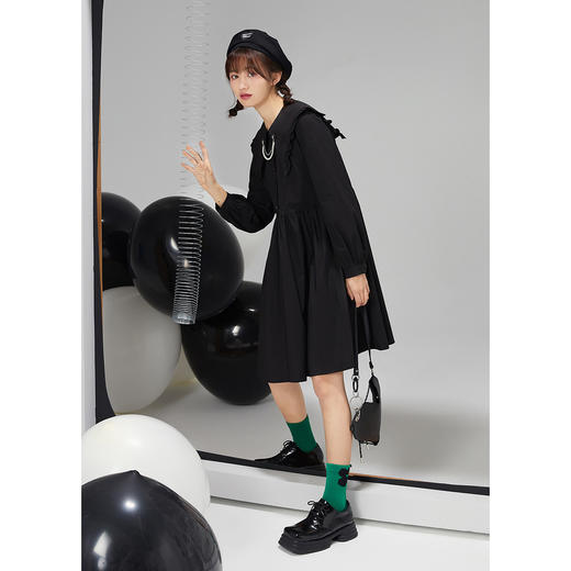 ZIHAN紫涵花边领连衣裙2022春新款衬衫裙珍珠链条裙子Z2Z02HS637 商品图1