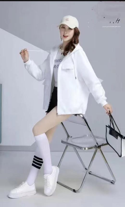 英妮蔓纯色外套149 商品图0