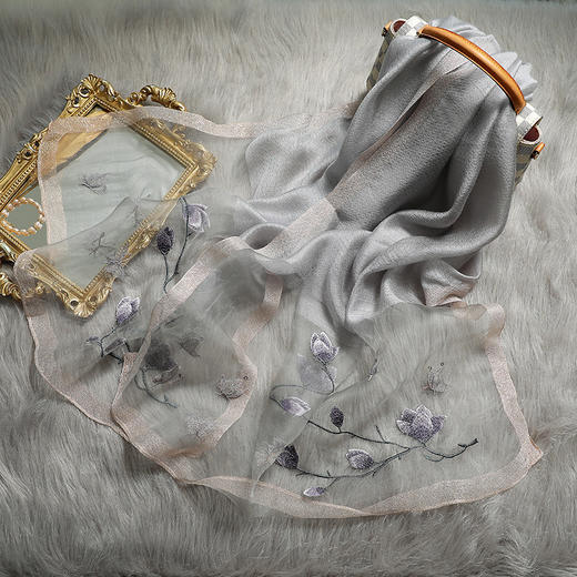 新款春秋百搭真丝绣花围巾 ，刺绣真丝丝巾羊毛混纺披肩围巾QM000289 商品图7