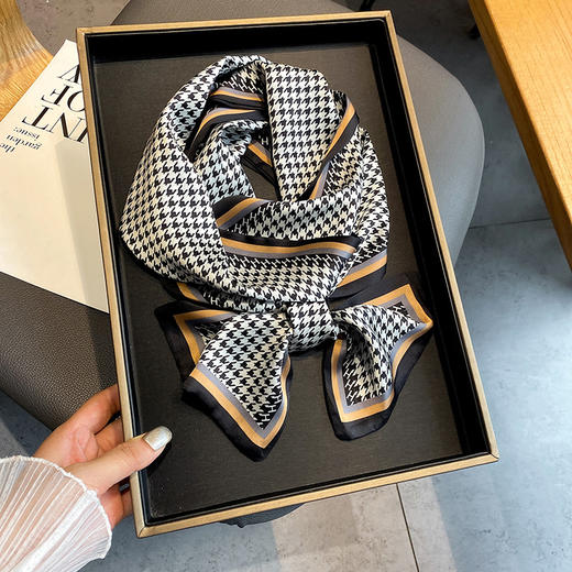 韩版新款千鸟格仿真丝小丝巾女2021时尚复古围脖保暖领巾发带-Z仓 商品图5
