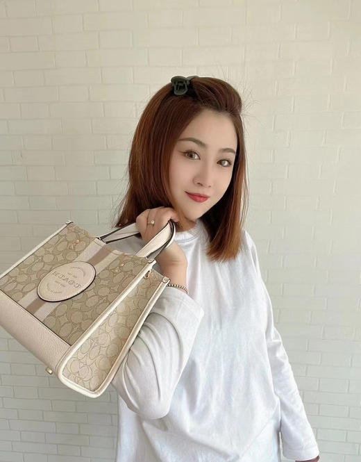 新色好美！Coach Dempsey 托特包22 ￥1799直邮 商品图7