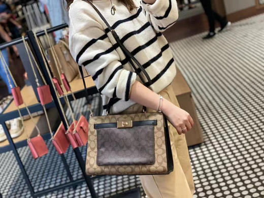 2折！这款有点美啊[色][色]🇺🇸Coach Lane新款top handle大号铂金包👜 商品图8